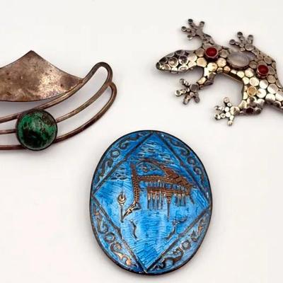 Sterling Silver Brooch Lot: Siam Niello, Gecko & Israel Marked