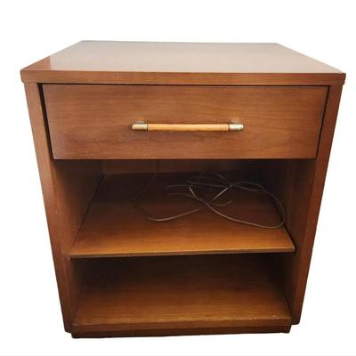 Heritage Hedredon Mid-Century Walnut Nightstands – Set of 2