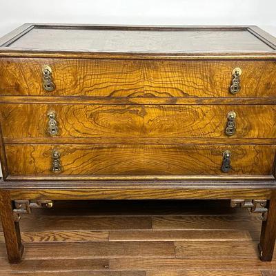 Hekman Burled Wood Nightstand / End Table 