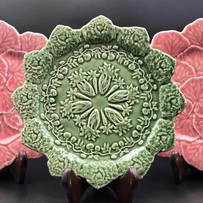 3 Vintage Bordallo Pinheiro Majolica-Style / Cabbageware Decorative Plates – Green & Pink