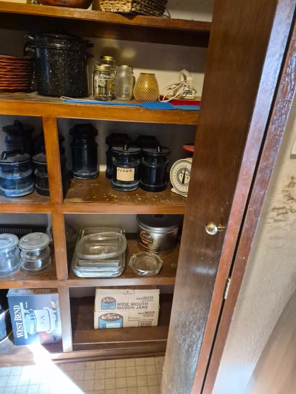 Sale Photo Thumbnail #17