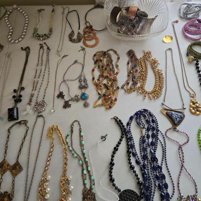 Sale Photo Thumbnail #10