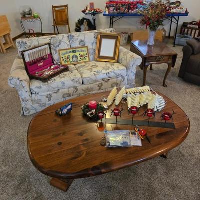 Sale Photo Thumbnail #97