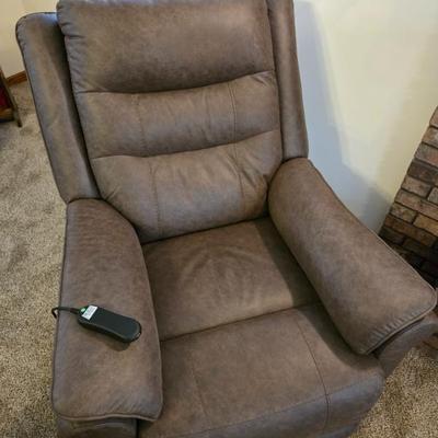 Sale Photo Thumbnail #95