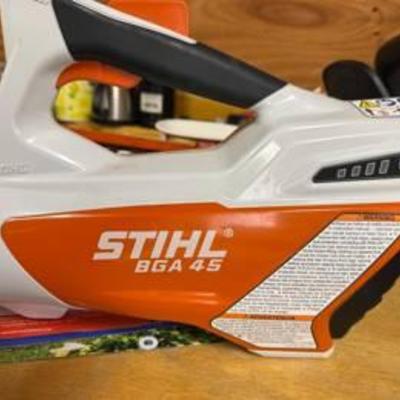 Sale Photo Thumbnail #102