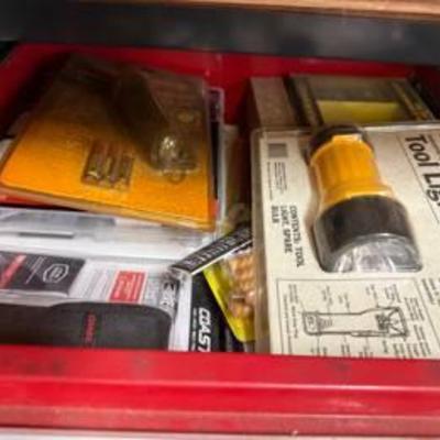 Sale Photo Thumbnail #100