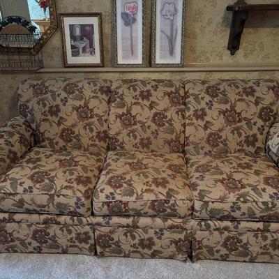 Sale Photo Thumbnail #19: Sofa