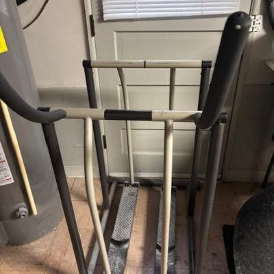 Sale Photo Thumbnail #6: Workout machine