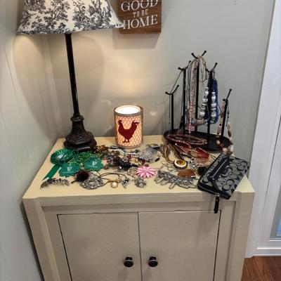 Sale Photo Thumbnail #23