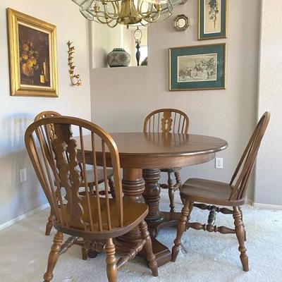 Nichols & Stone Co. Table & Chairs 