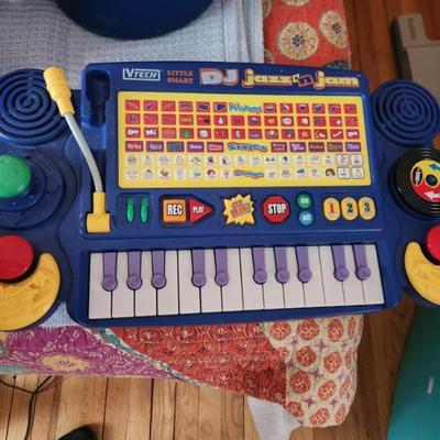 Sale Photo Thumbnail #169