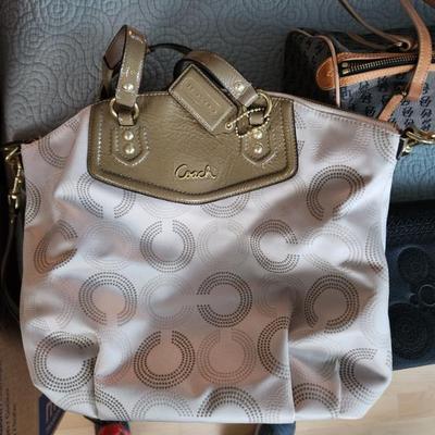 Sale Photo Thumbnail #16