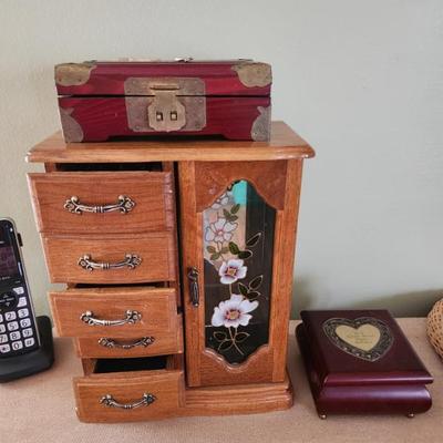 Sale Photo Thumbnail #362