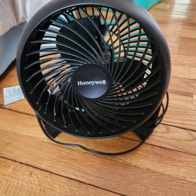 Sale Photo Thumbnail #172