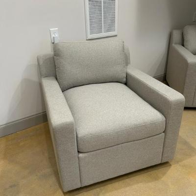 Sale Photo Thumbnail #25