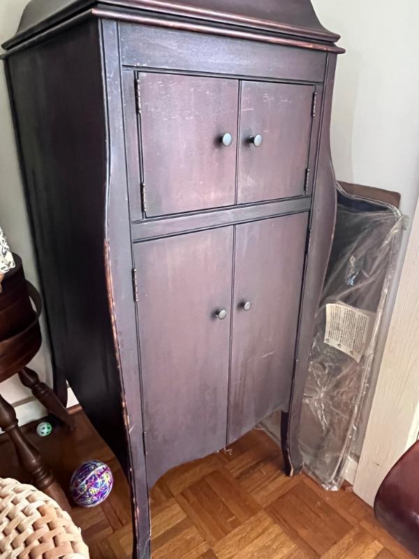 Sale Photo Thumbnail #3