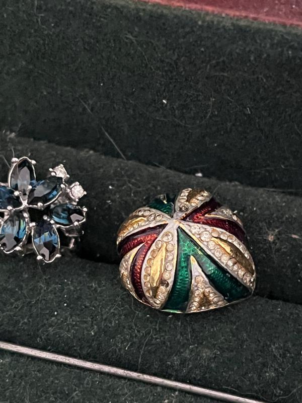 Sale Photo Thumbnail #25