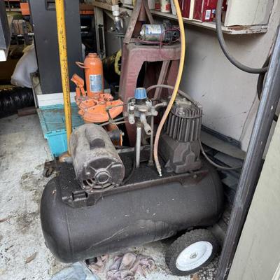 Sale Photo Thumbnail #12