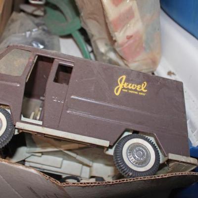 Sale Photo Thumbnail #20