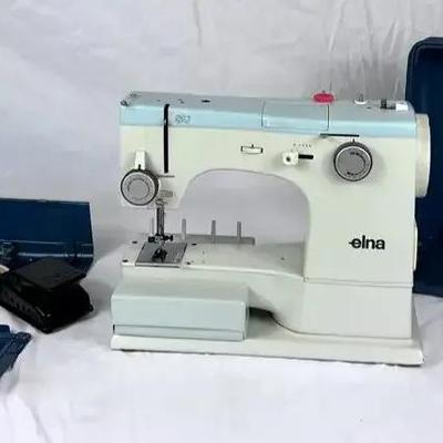 Elna SU Sewing Machine