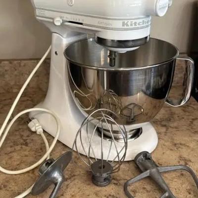 KitchenAid Artisan Stand Mixer White with Attachments 