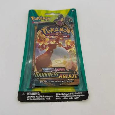 Pokemon TCG Sword And Shield Darkness Ablaze