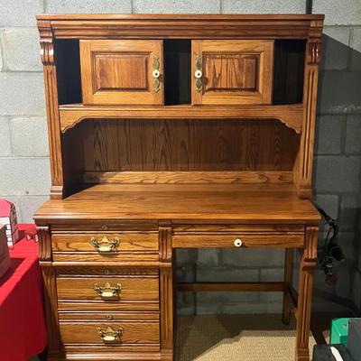 Dixie Furniture Recollections Oak Desk