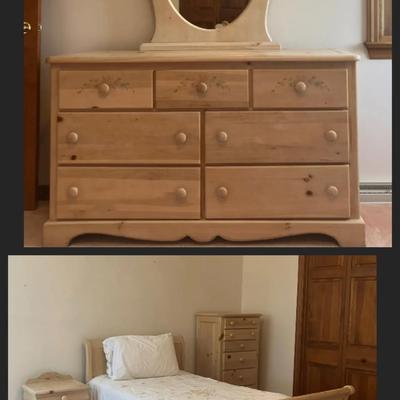 Vaughan of Virginia Bedroom Set with Twin Bed 