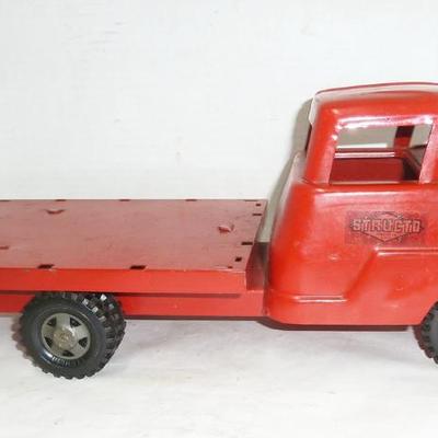 Sale Photo Thumbnail #60: more vintage toys