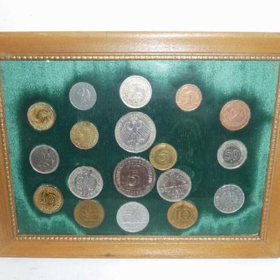 Sale Photo Thumbnail #28: several vintage coin lots