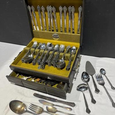 Versailles Stainless Silverware Set, Case & More