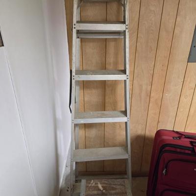 Sale Photo Thumbnail #135: Metal ladder