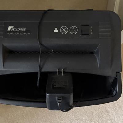 Sale Photo Thumbnail #157: Fellowes powershred ps 40 shredder