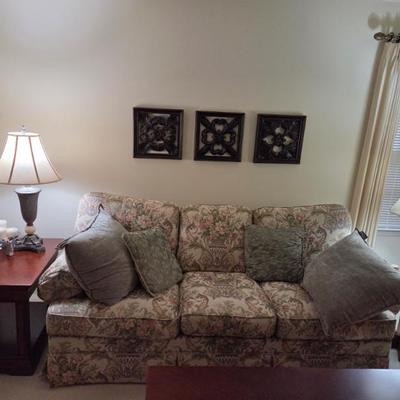 Sale Photo Thumbnail #102