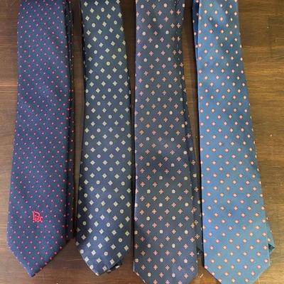 Assorted Set of Four Men’s Silk Men’s Neckties 