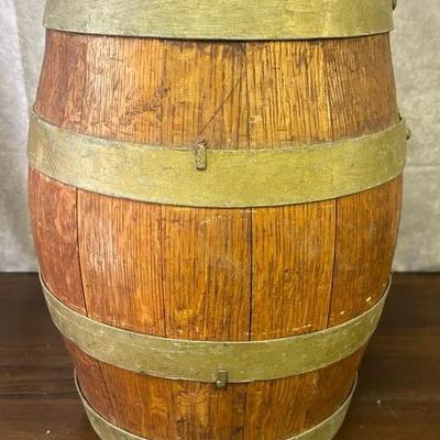 Vintage 5-Gallon Oak Barrel