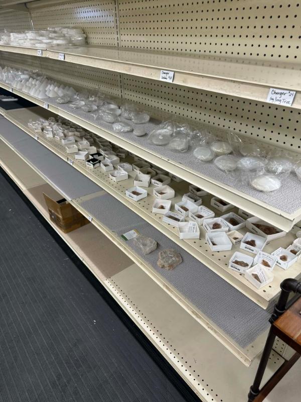 Sale Photo Thumbnail #27