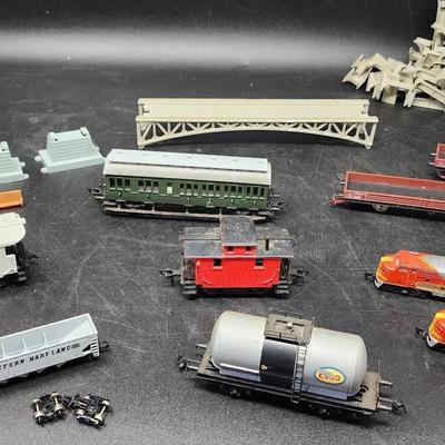 Model Trains & Accessories - Lionel, Fleischmann & Italian Mades