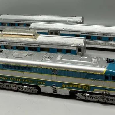 S Gauge American Flyer #466 “Comet” Alco A Diesel Locomotive and Three Different Passenger Cars