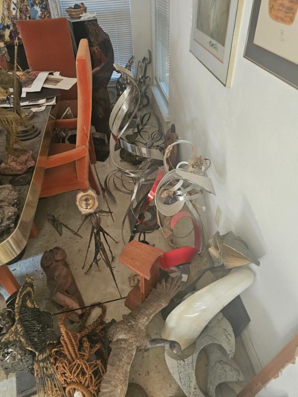 Sale Photo Thumbnail #170