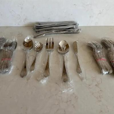 Wallace Flatware Set 16 Pieces
