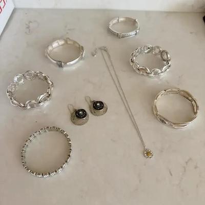 Costume Jewelry Collection (8)