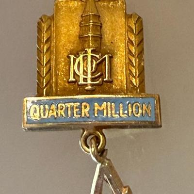 14K Gold Vintage Quarter Million Dollar Club Pin 3.29 Grsms
