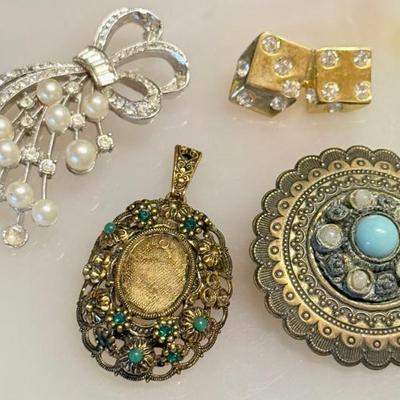 (4) Vintage Pins Pendants - Flower Spray - Dice - West Germany