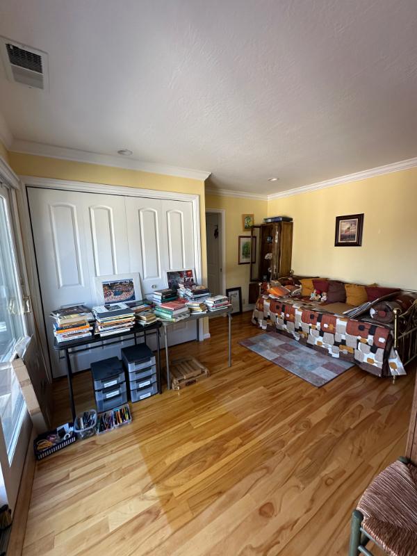 Sale Photo Thumbnail #18