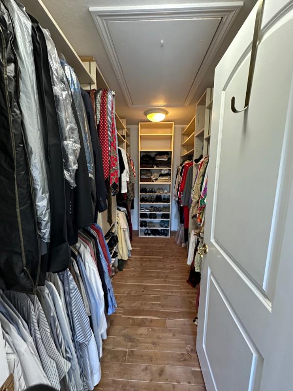 Sale Photo Thumbnail #15