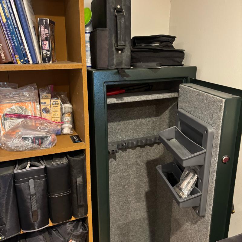 Sale Photo Thumbnail #114