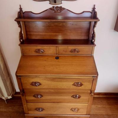 Sale Photo Thumbnail #180