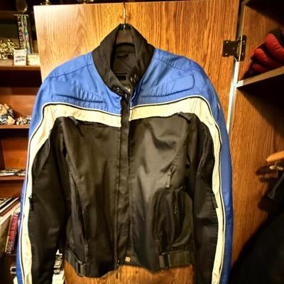 Sale Photo Thumbnail #145