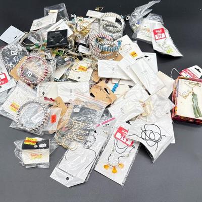 Sale Photo Thumbnail #87